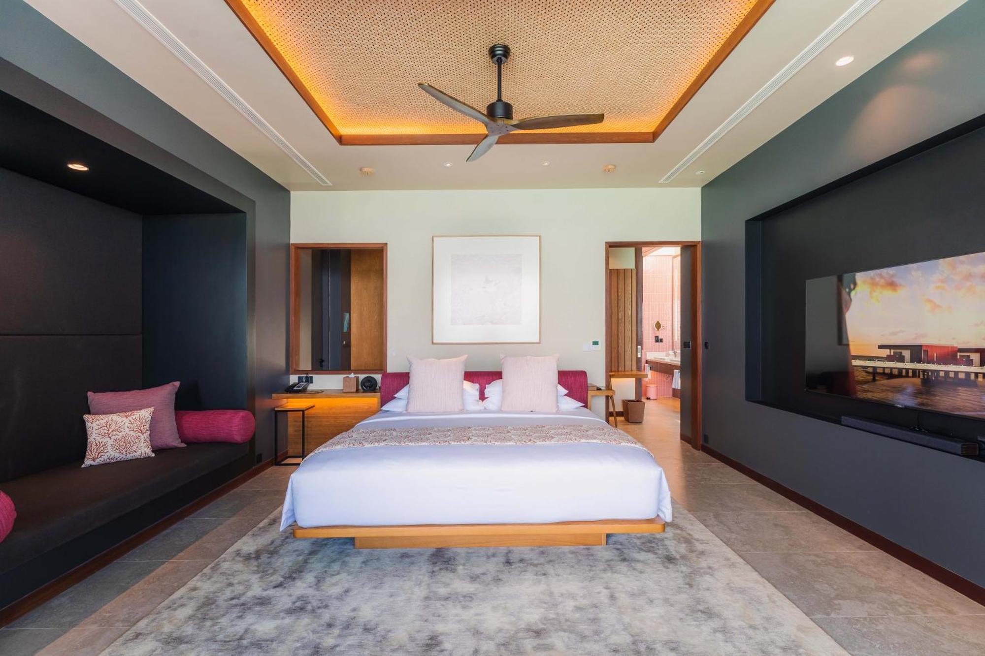 Veligandu Maldives Island Курортний комплекс 5*