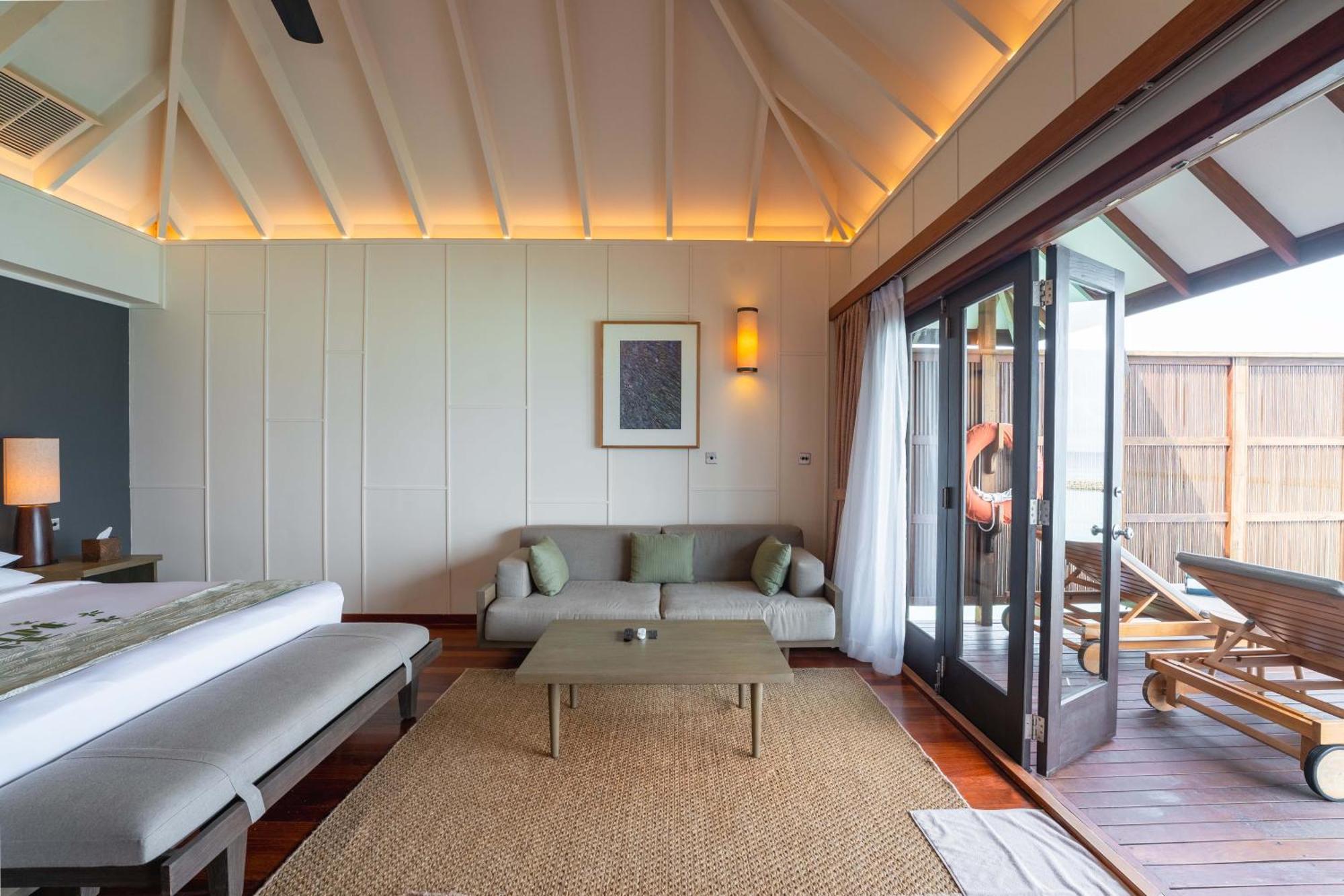 Veligandu Maldives Island Курортный комплекс 5*